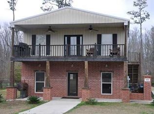 698 S Perkins Ferry Rd, Moss Bluff, LA 70611