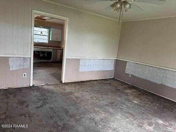 4th image of 607 Bayard St