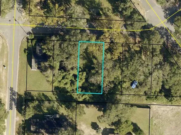 673 W Walnut Ave, Crestview, FL 32536