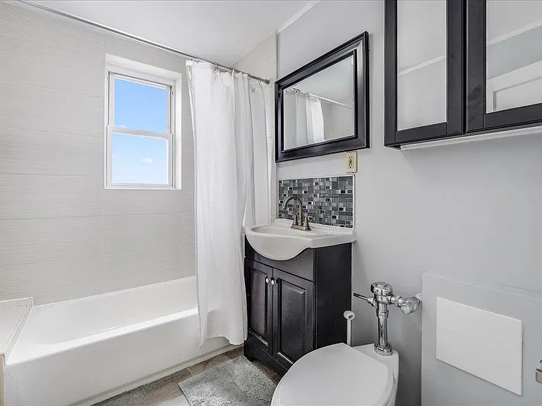 50 Reservoir Ave #404 — Photo 19