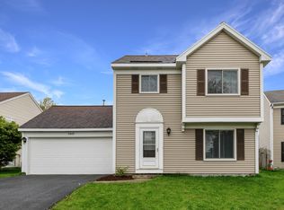 2409 Cranberry Ln, Aurora, IL 60502