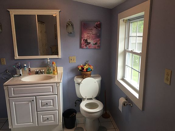 Upstairs master bath