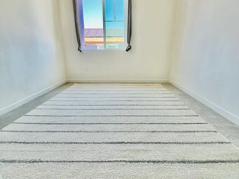 Whisper Ln — Photo 21