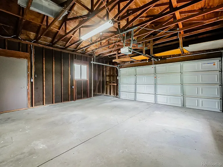 7580 Thornwood St — Photo 20