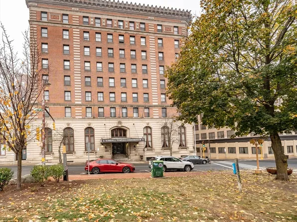 140 Chestnut St APT 310, Springfield, MA 01103