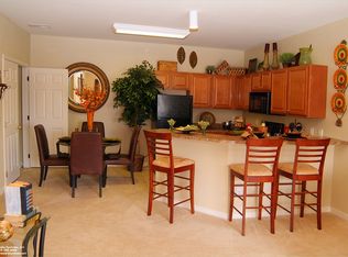 12017 Bellaverde Cir APT 201, North Chesterfield, VA 23235