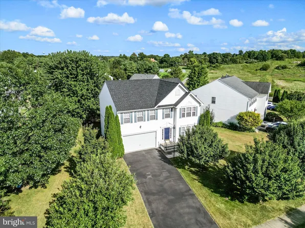 106 Homer Dr, Winchester, VA 22602
