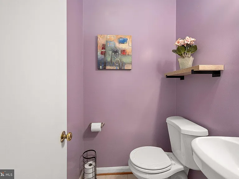 6917 Stoneybrooke Ln — Photo 33
