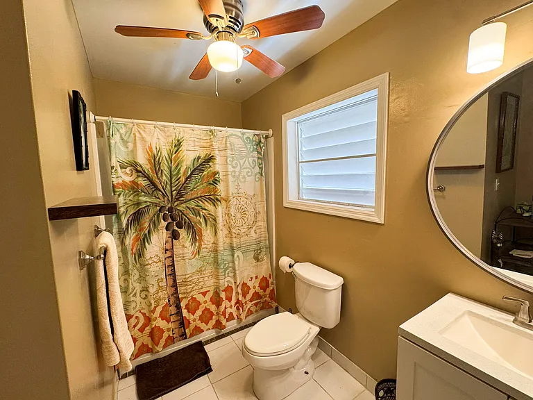 205 Ruby Byu — Photo 18