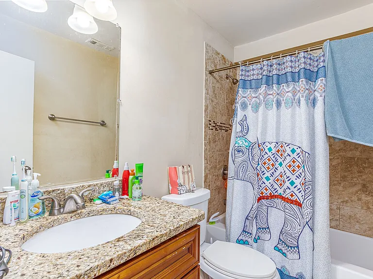 3864 Meadowbrook Ct — Photo 13
