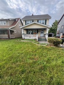 13715 Thornhurst Ave, Garfield Heights, OH, 44105