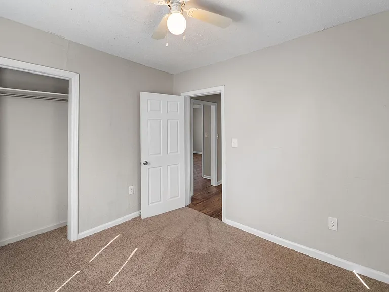 132 Jenks St — Photo 19