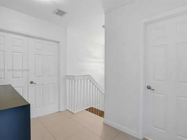 11201 SW 56th St — Photo 21