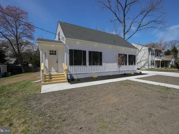 1324 Charleston Rd, Cherry Hill, NJ 08034