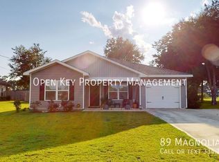 89 Magnolia St, Midland City, AL 36350