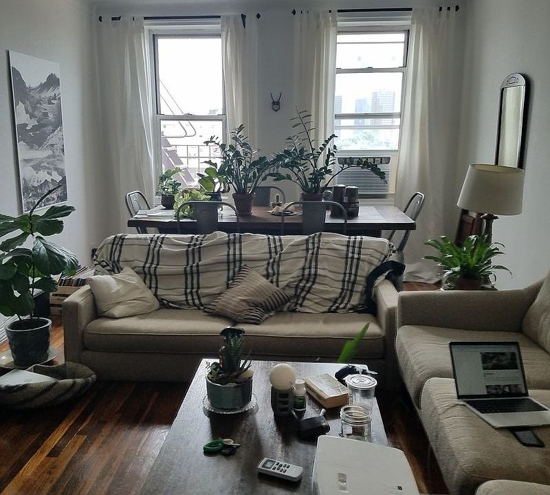 1st image of 4143 39th Pl APT 3M