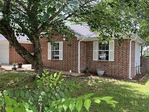 3rd image of 1655 N Desarc Way