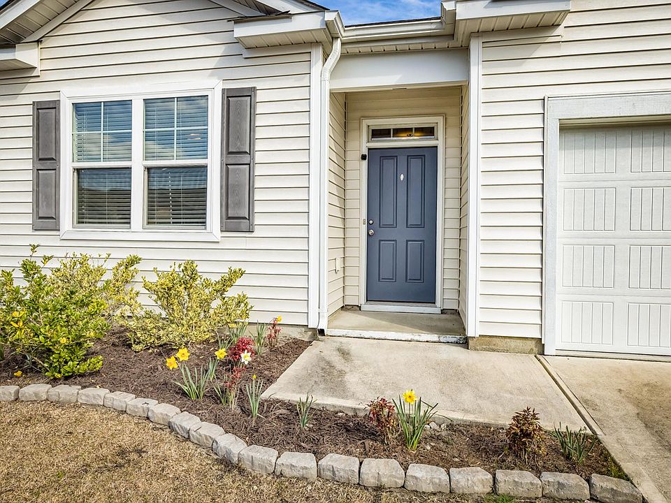 1st image of 9756 Woodriff Cir