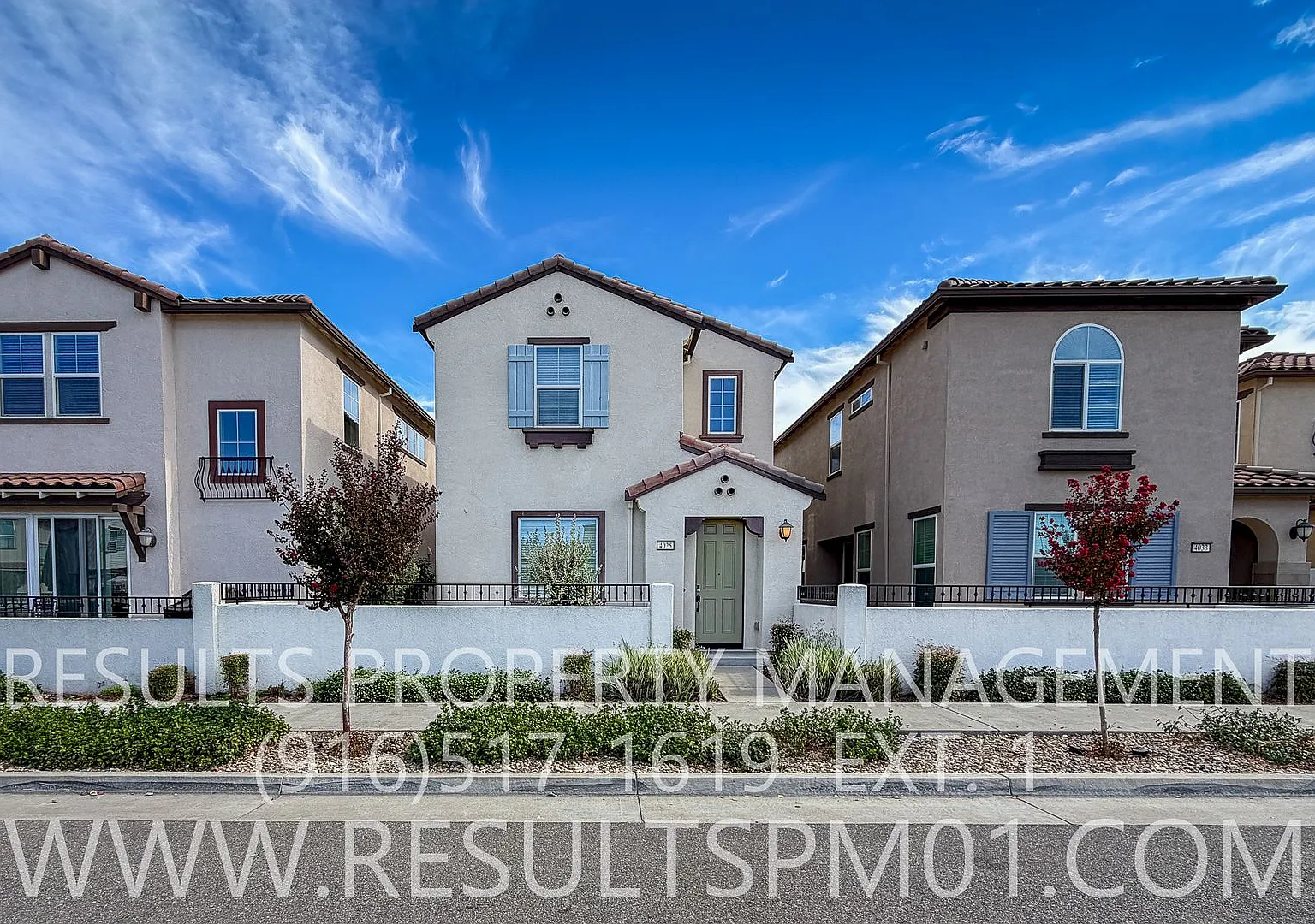 Lovely 3 Bedroom West Roseville Home — Photo 1