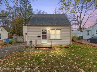 635 Jessop Ave, Lansing, MI 48910