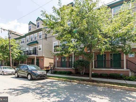 2nd image of 312 Jefferson Ave #19