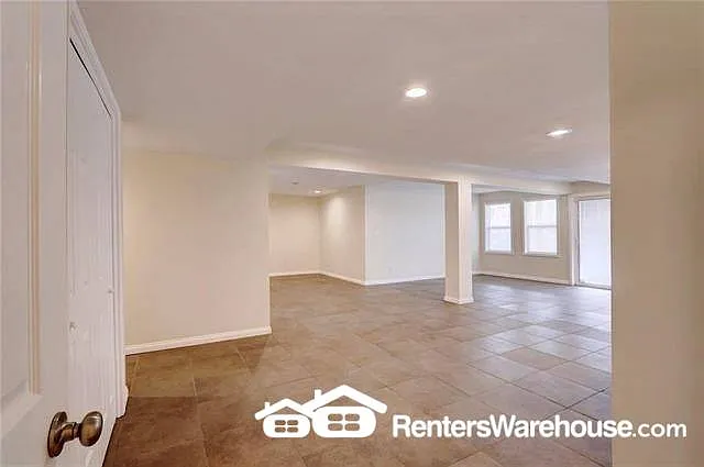 3836 Lloyd St — Photo 10