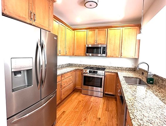 2nd image of 92 Johnson Woods Dr