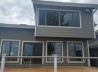 7 Bay Shore Dr, Bay City, MI