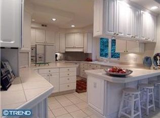 22 Forrest Hills Dr, Voorhees, NJ 08043