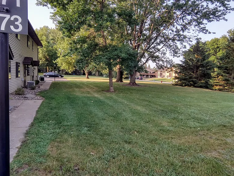 5673 Brandlwood Ct — Photo 11