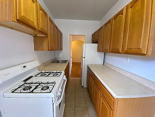5th image of 41-29 46th St #6B