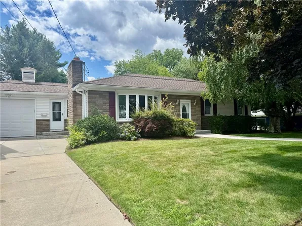 5 Susan Cir, Johnston, RI 02919