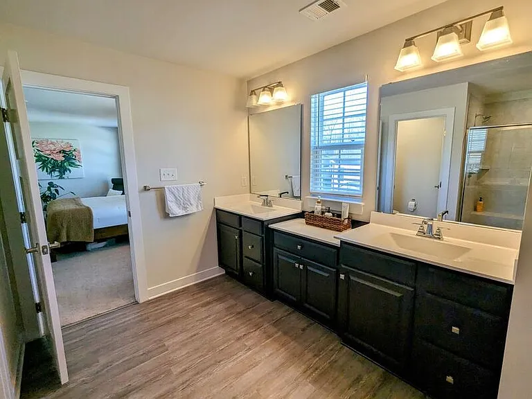3836 Knighton Cir — Photo 42
