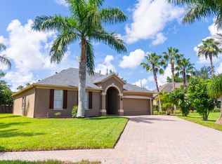 5144 Legacy Oaks Dr, Orlando, FL 32839