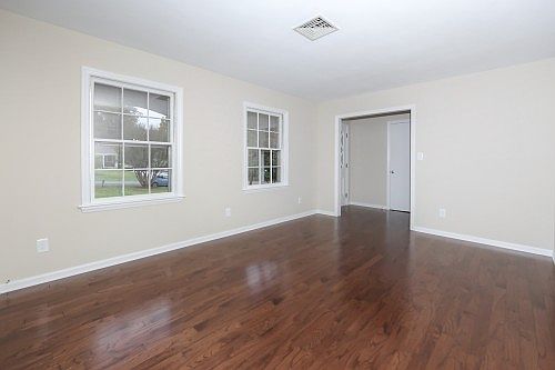 4th image of 771 Rainbow Forest Dr