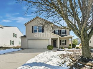10275 Holly Berry Cir, Fishers, IN