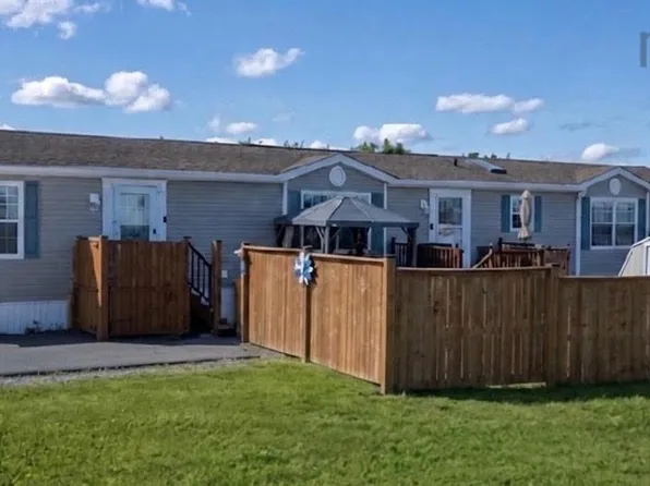 1 Prestige Ct, Halifax, NS B3V 0A9