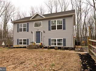 379 Tahoe Dr, Slanesville, WV 25434