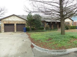 1035 S Ellison Ave, El Reno, OK 73036