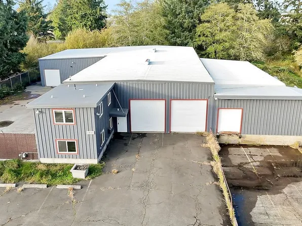 1425 SE 9th St, Warrenton, OR 97146