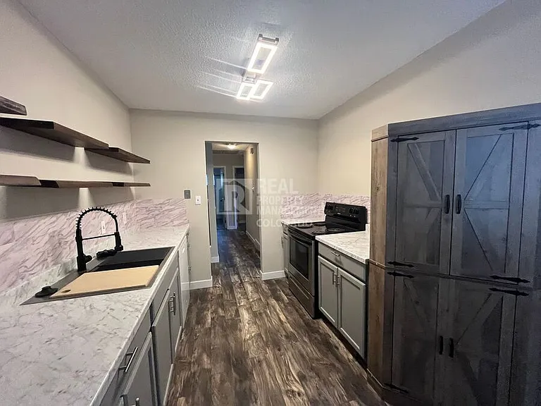 615 46th Avenue Ct — Photo 5