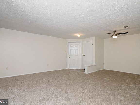5th image of 26012 Brigadier Pl Unit B