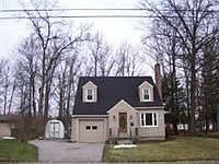 1st image of 113 W Wilson Ave