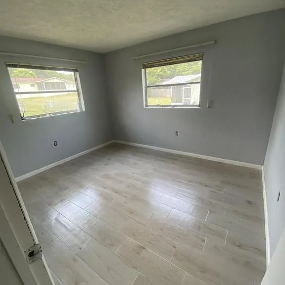 48 S Lucille St — Photo 8