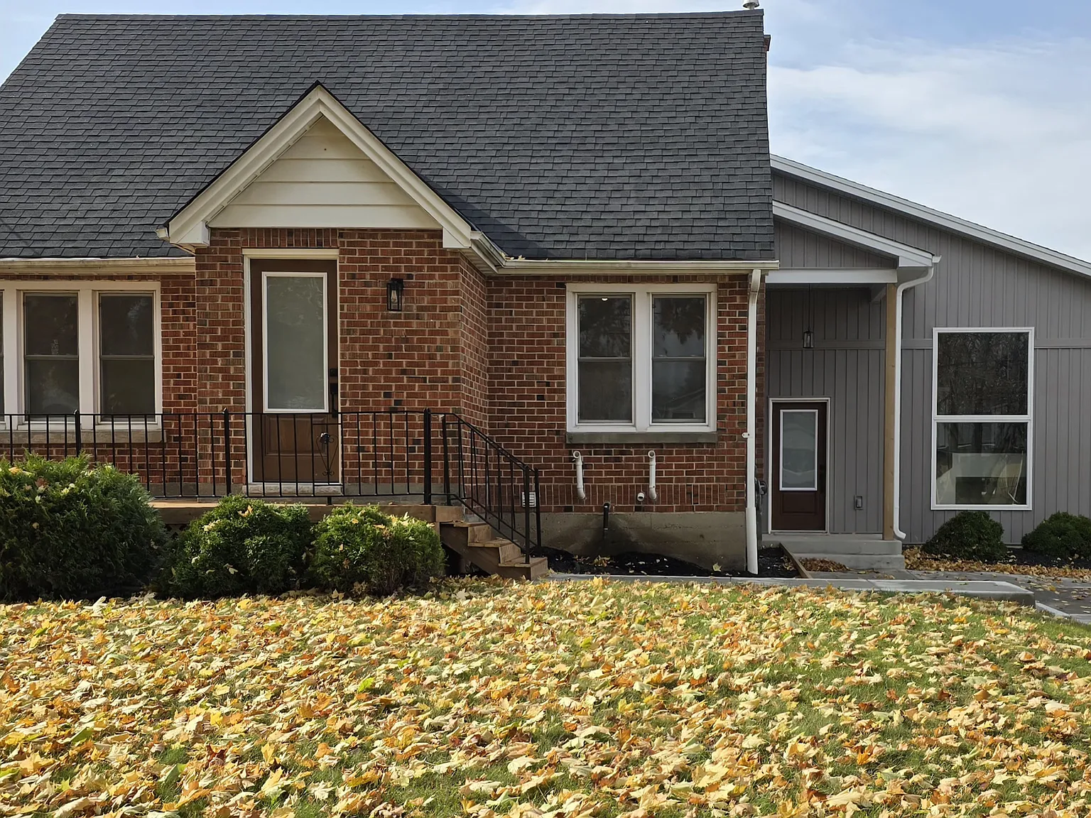 5 bed, $2,800 — Photo 2