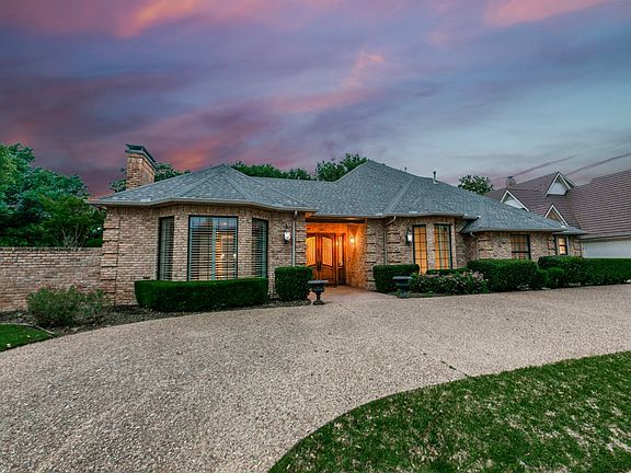 2nd image of 2009 Misty Haven Ln