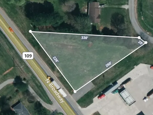 907 N Broadway, Portland, TN 37148