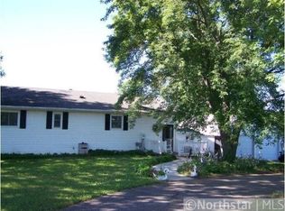 527 Tower Rd, Hudson, WI 54016