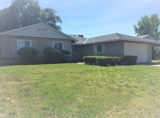 1908 Florin Rd, Sacramento, CA 95822
