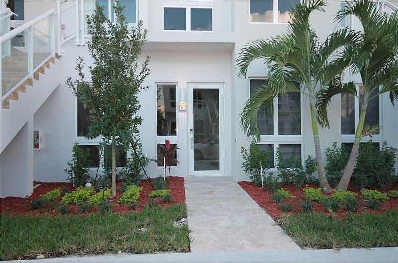 1st image of 10260 NW 63rd Ter #1